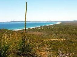 Noosa North Shore coastal path to Mt Seawah return